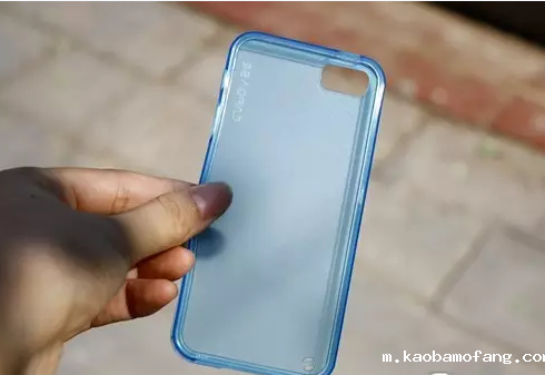 半透明硅胶保护套.png 半透明硅胶保护套.png